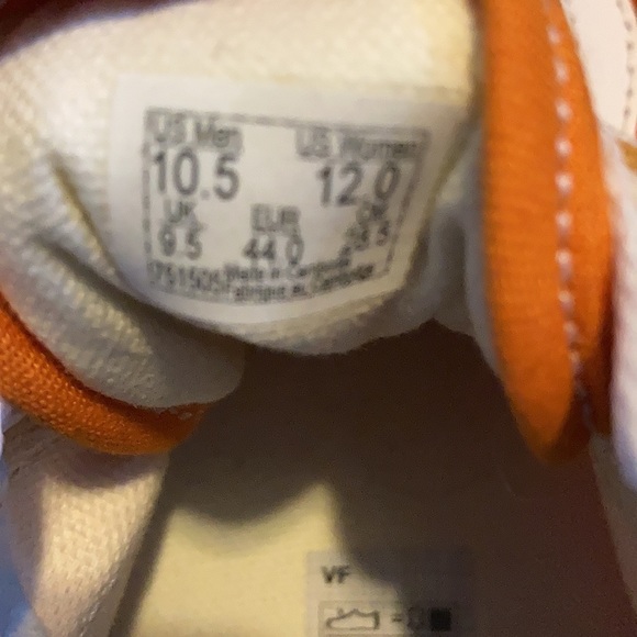 Vans Shoes - Picture 2 of 3